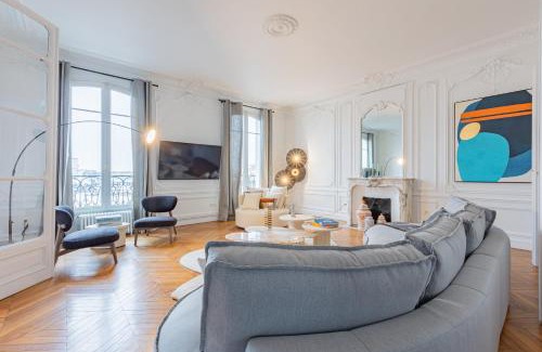 Neuilly-sur-Seine Apartment | Luxueux Appartement 5 BD, Arc de Triomphe
