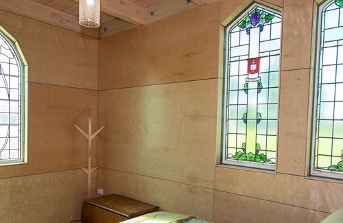 Otago House | Luxuries Warm Church on Walking Tracks, Beautiful Sleeping Spaces Coffee Machine