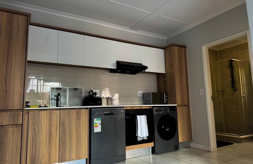 The Willows Apartment | Luxurious 1-Bedroom Apartment at The Blyde, Pretoria