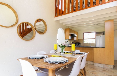 Lone Hill Apartment | Luxurious 1 Bedroom Furnished Loft apartment