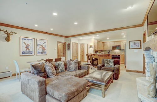 Beaver Creek Condo | Luxurious 2 Bd With Lift View in Beaver Creek, Ski In/Ski Out by RedAwning