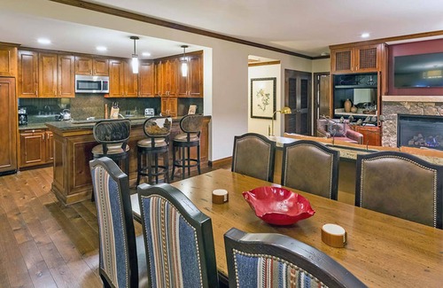 Aspen Condo | Luxurious 2 Bedroom in Aspen - Family Friendly Resort On The Slopes!