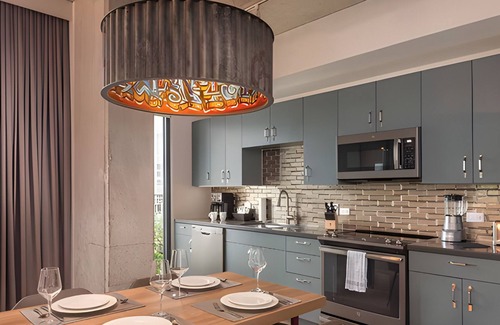 Civic District Hotel | Luxurious 2BR Presidential Suite - Great Views Rooftop Pool! Sept 7 - 11, 2025.