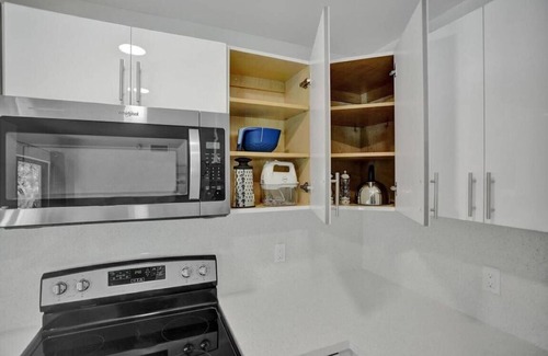 Delray Beach House | Luxurious 3-Bedroom House w/Priv Pool and Game Room