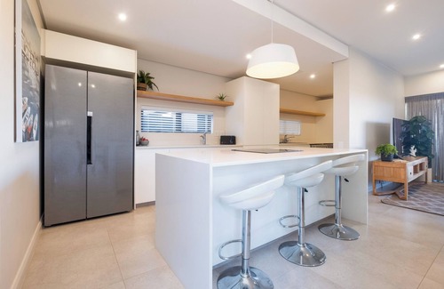 Salt Rock Apartment | Luxurious 3BR House with Breathtaking Views