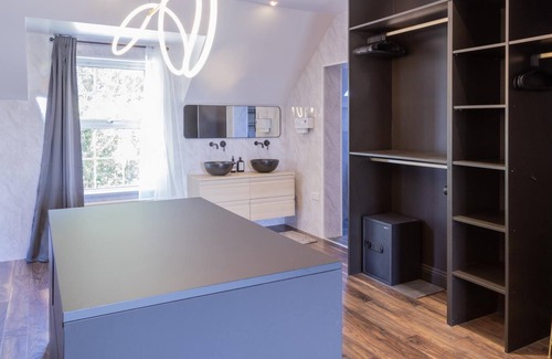 Magherafelt House | Luxurious 4BD family Retreat in Magherafelt