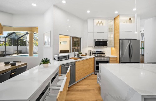 Palm Coast House | Luxurious 5-Bedroom Retreat with Pool