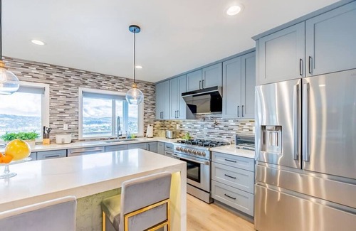 City of Industry House | Luxurious 5B4B Home with Pool and View