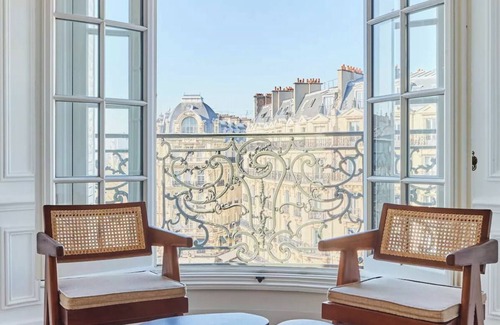 L'Europe Apartment | Luxurious 5BD Apartment, Parc Monceau