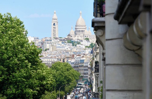 L'Europe Apartment | Luxurious 5BD Apartment, Parc Monceau
