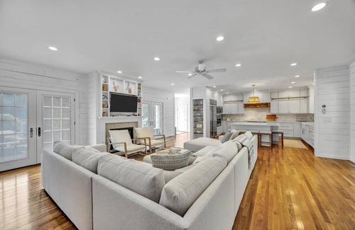 East Falmouth House | Luxurious 7-Bedroom Home in Falmouth