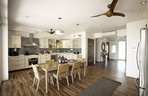 Sugar Loaf Settlement Villa | Luxurious Accommodations on San Salvador