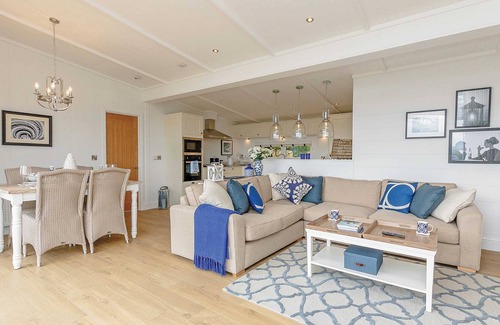 Narberth Ski Chalet | Luxurious and contemporary lodge with panoramic views.