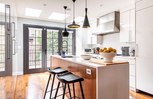 Back Bay East House | Luxurious and Spacious Townhome in the heart of Boston