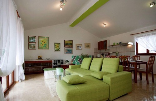 Sajini Apartment | Luxurious Apartment in Šajini Croatia
