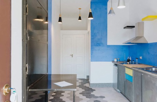 Pioppi Apartment | Luxurious apartment with refined interiors and only 20 meters from the sea