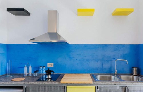 Pioppi Apartment | Luxurious apartment with refined interiors and only 20 meters from the sea