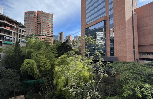 El Tesoro Apartment | Luxurious apt next to the treasure