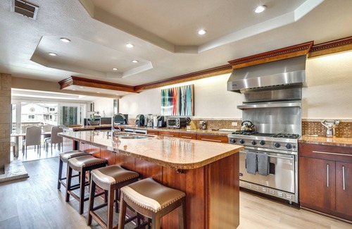 Channel Islands House | Luxurious Channel Islands Harbor Home w/Boat Dock