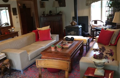 Old Lyme House | Luxurious country get away at Flat Rock Farm with alpaca as your neighbors
