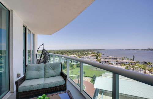 Kingston Apartment | Luxurious Daytona Beach Condo with Resort Amenities!