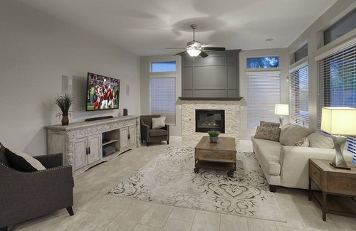 Las Sendas House | Luxurious Desert Retreat with plenty of room for the entire family!