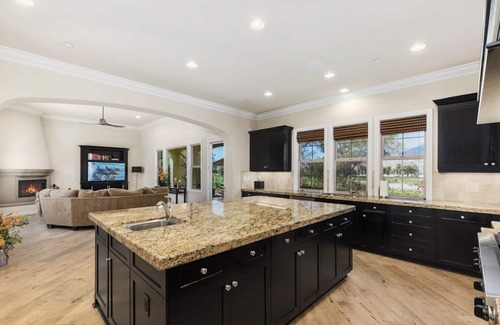Palm Springs House | Luxurious Desert Villa, Perfect for Longer Stays w/Golf, Lake & Mtn Views