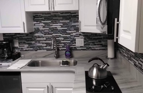 Southwest Orlando Condo | Luxurious Disney Condo with amazing Location, and views with Wi-Fi and Cable TV