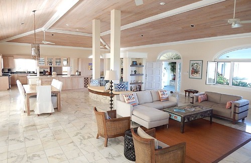 Testman Villa | Luxurious Elegance Overlooking the Caribbean