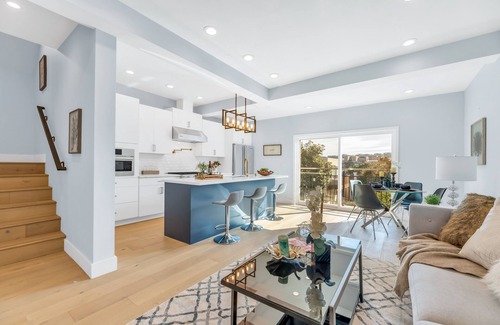 Bernal Heights House | Luxurious Home -View of San Francisco-30 day Rental