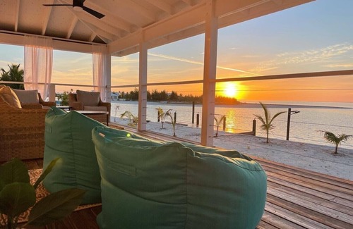Treasure Cay House | luxurious home with 360 degree ocean views