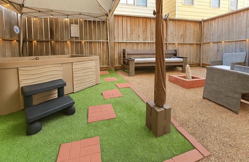 Woodlake - Briar Meadow House | Luxurious House Private Jacuzzi 5 Beds