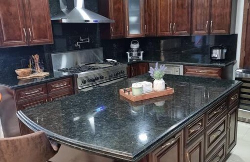 Miami Gardens House | Luxurious House With Bautiful Pool HEATER INCLUID