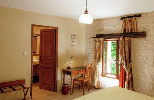 Saint-Preuil Villa | Luxurious Mansion in Saint-Preuil with Sauna