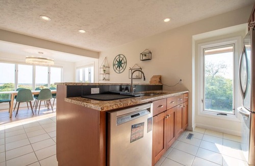 Point Judith House | Luxurious Oceanfront Beach Home!