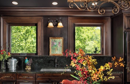 Fletcher House | Luxurious Old World Two Bdrm Chalet on Equestrian Estate minutes from Asheville