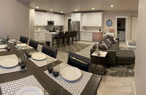 South Jordan House | Luxurious Private Apartment in South Jordan, Utah