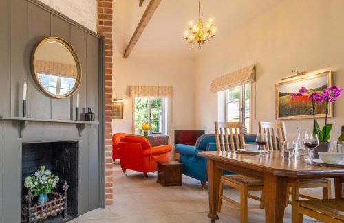 Sudbury House | Luxurious rural retreat - Holt Coach House