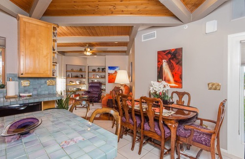 South Scottsdale House | Luxurious Scottsdale Home Convenient to Everything!
