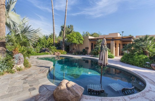 South Scottsdale House | Luxurious Scottsdale Home Convenient to Everything!