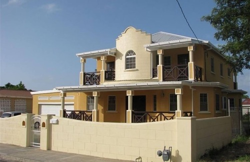 Welches Villa | Luxurious South-Coast Villa
