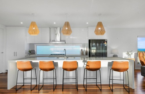 Ocean Grove House | Luxurious Terrace Hideaway with Heated Pool