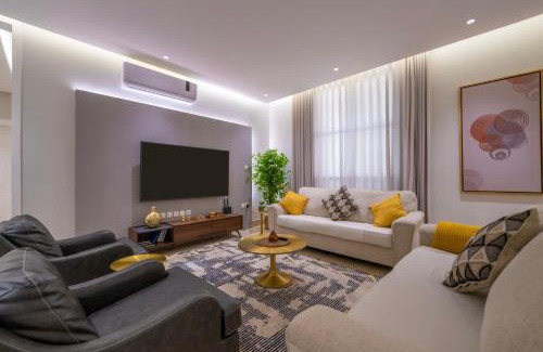 Riyadh Apartment | Luxurious Three Bedroom Apartment North of Riyadh شقة فخمة مكونة من ثلاث غرف نوم شمال الرياض