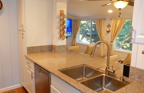 Julian Cabin | Luxurious TREE HOUSE: SPA, LAKE & MOUNTAIN VIEW,1-Acre, Observatory