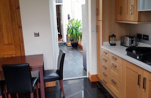 Exmouth Apartment | Luxurious, very spacious one bedroom flat