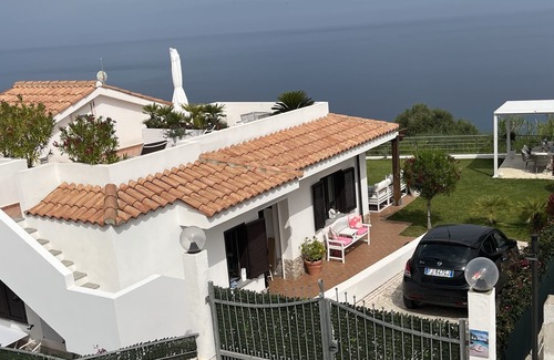 Marina di Zambrone Villa | Luxurious villa "Casa La Perla" in Tropea area