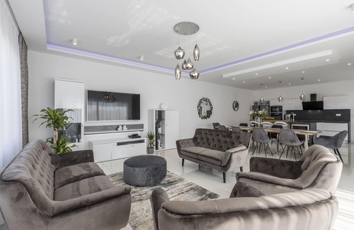 Kastel Sucurac Villa | Luxurious Villa "Meri"