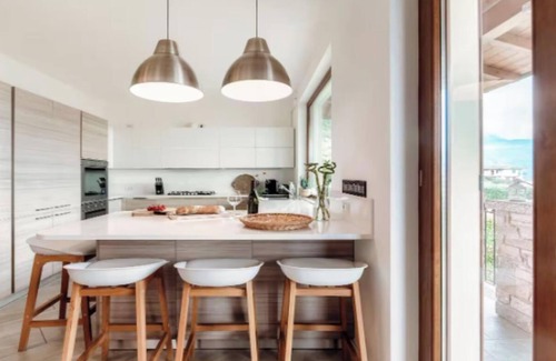 Menaggio Villa | Luxurious Villa in Menaggio with Panoramic Lake Views