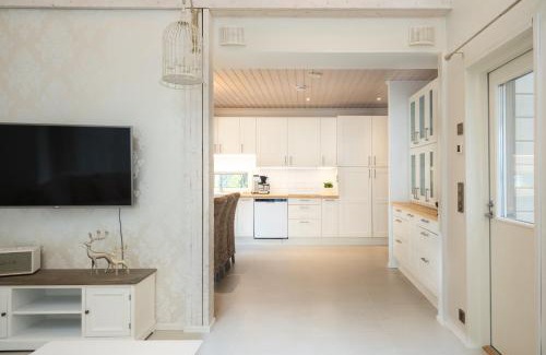 Sonka Villa | Luxurious Villa Kinos with Jacuzzi