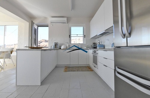 Korissia Villa | Luxurious Villa Luna with a swimming pool and a fantastic sea and sunset view
